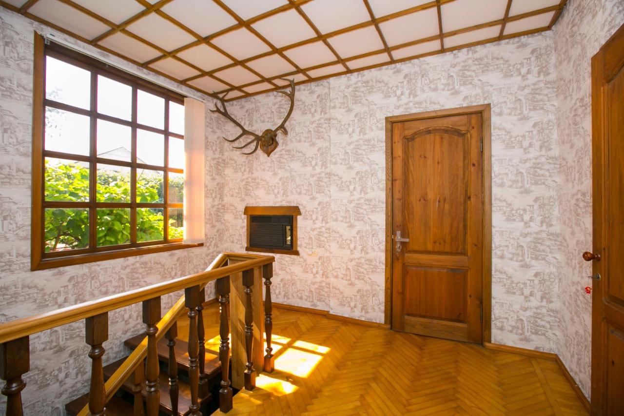 Guest House Lavr Gagra Buitenkant foto